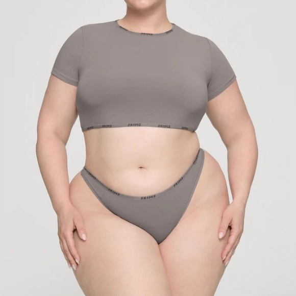 SKIMS COTTON LOGO SUPER CROPPED T-SHIRT SZ LARGE COLOR SMOKE - Picture 2 of 9